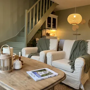 Le Clos Du Moulin 3, With Garden, 3 Bedroom (adults Only) Entraigues-sur-la-Sorgue